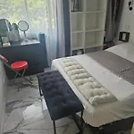 T2 Neuf Centre Raphaël Avec Terrasse Et Parking Gratuit, Prés De La Et Commerces! Appartement