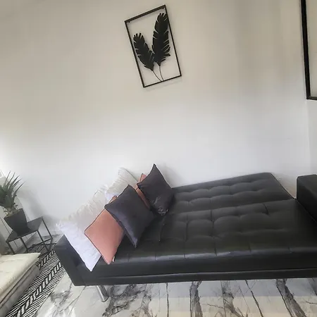 T2 Neuf Centre Raphael Avec Terrasse Et Parking Gratuit, Kit Linge Et Serviettes Offerts ,pres De La Et Commerces! Apartment Saint-Raphael (Var)