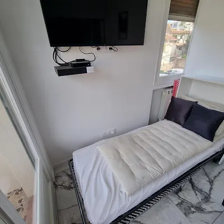 T2 Neuf Centre Raphael Avec Terrasse Et Parking Gratuit, Pres De La Et Commerces! Apartman *