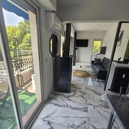 Apartment T2 Neuf Centre Raphael Avec Terrasse Et Parking Gratuit, Kit Linge Et Serviettes Offerts ,pres De La Et Commerces! *