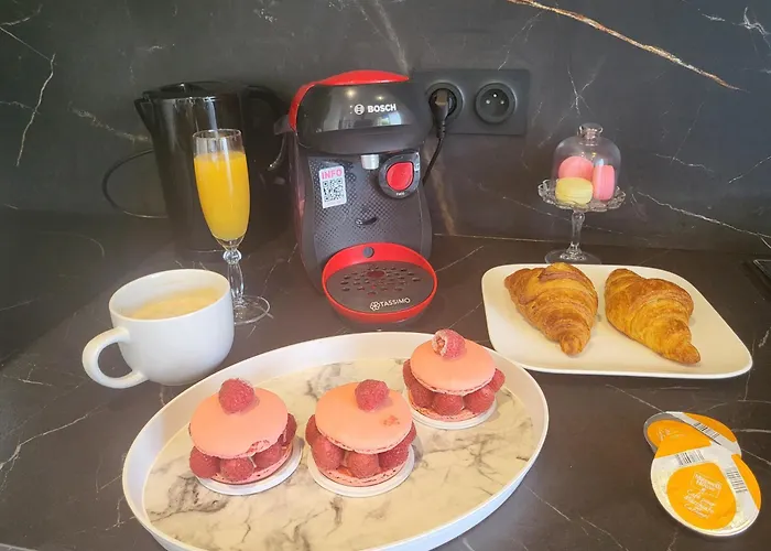 T2 Neuf Centre Raphael Avec Terrasse Et Parking Gratuit, Pres De La Et Commerces! Daire Saint-Raphaël