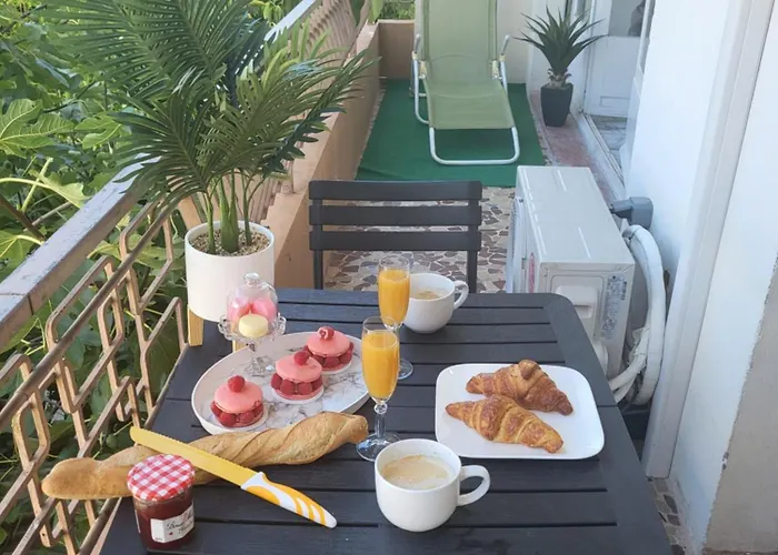 Daire T2 Neuf Centre Raphael Avec Terrasse Et Parking Gratuit, Pres De La Et Commerces!