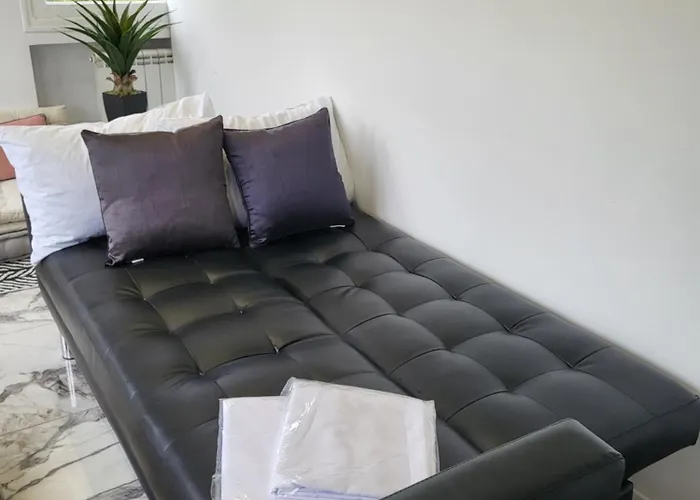 T2 Neuf Centre Raphaël Avec Terrasse Et Parking Gratuit, Prés De La Et Commerces! Appartement *