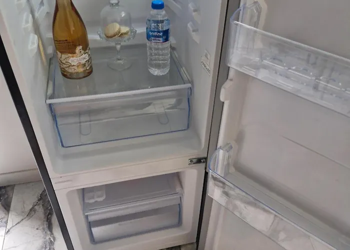 T2 Neuf Centre Raphaël Avec Terrasse Et Parking Gratuit, Prés De La Et Commerces! Appartement Saint-Raphaël