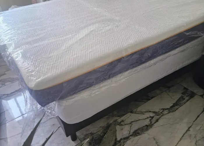 T2 Neuf Centre Raphael Avec Terrasse Et Parking Gratuit, Pres De La Et Commerces! Daire Saint-Raphaël